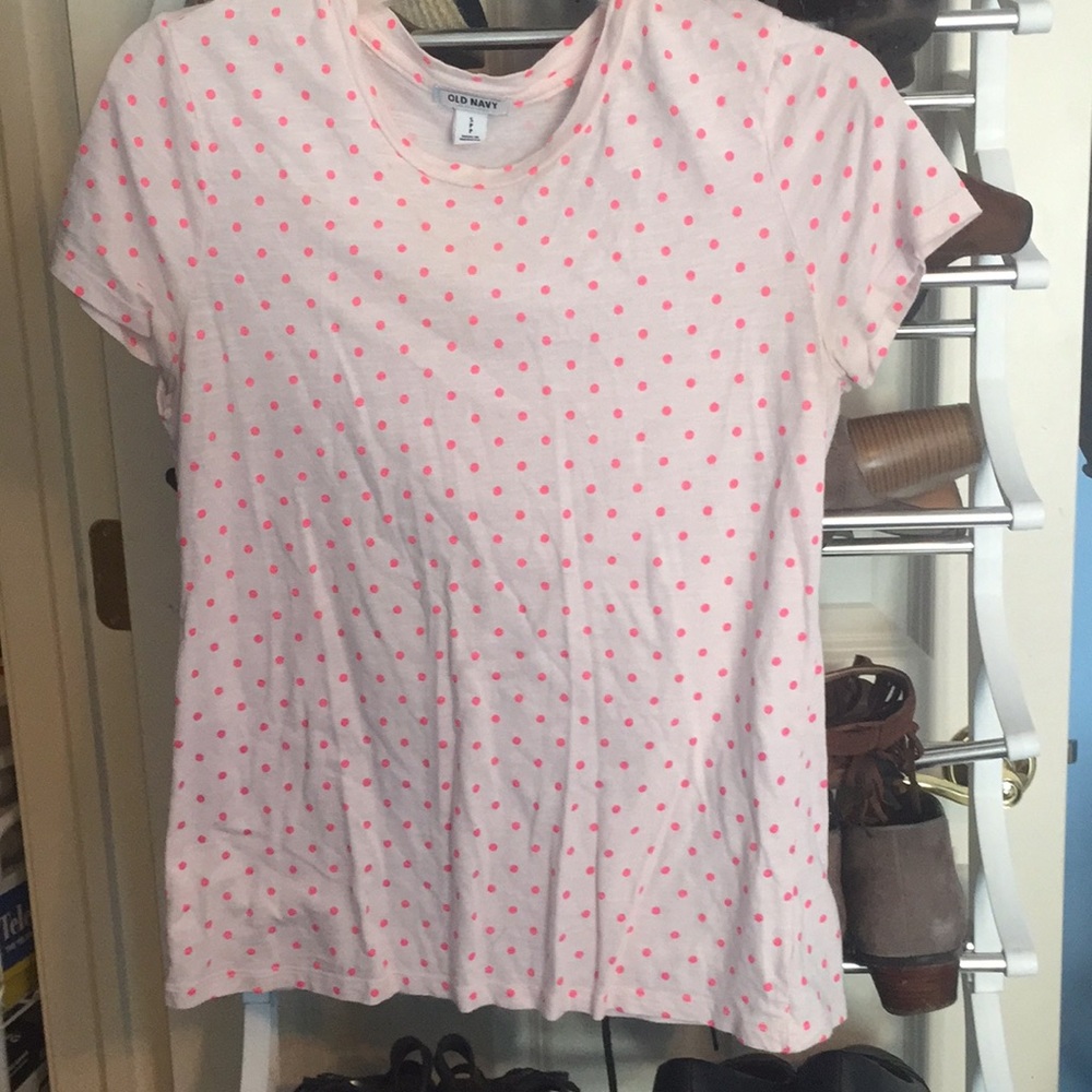 Old Navy polka dot t shirt